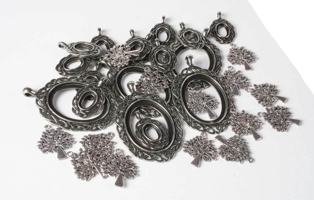 Metal Pendants